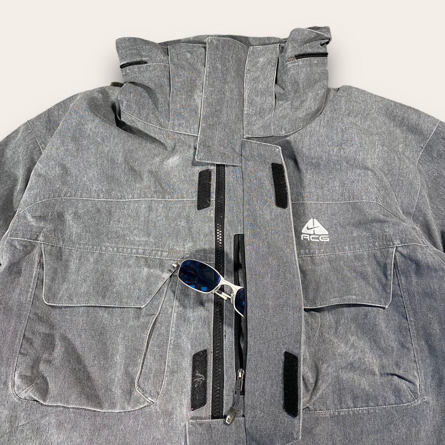 Nike ACG Stone Grey Multipocket Jacket XL – RetroEmpire