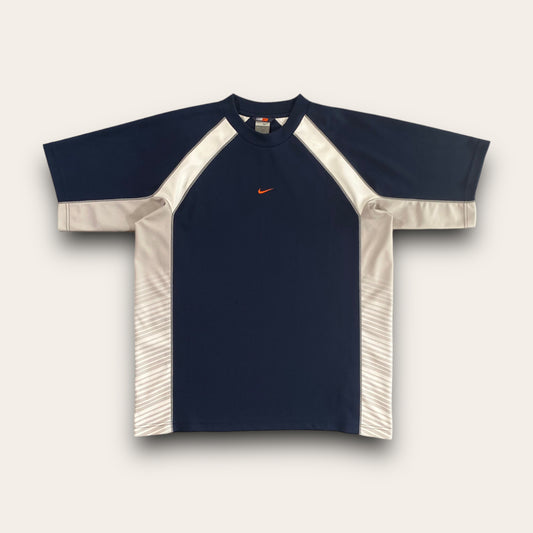 Nike 2000’s Centre Swoosh Dri Fit T Shirt